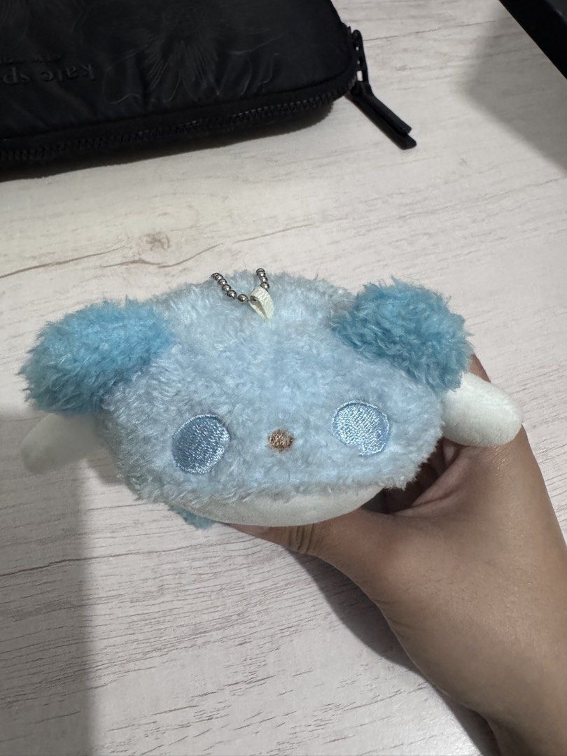 Cinnamoroll Keychain Plushie (Category: Plushies & Soft Toys) located in Mandaluyong City. Submitted by minasitems (Listing ID 1458835053, Image 3). Description: In super good condition! About the size of a palm also :) very cute! 📌 MOP: GCash 📌 MOD: Lalamove/Grab, J&T, GGX, LBC 📌 Location: Mandaluyong/Ortigas.
