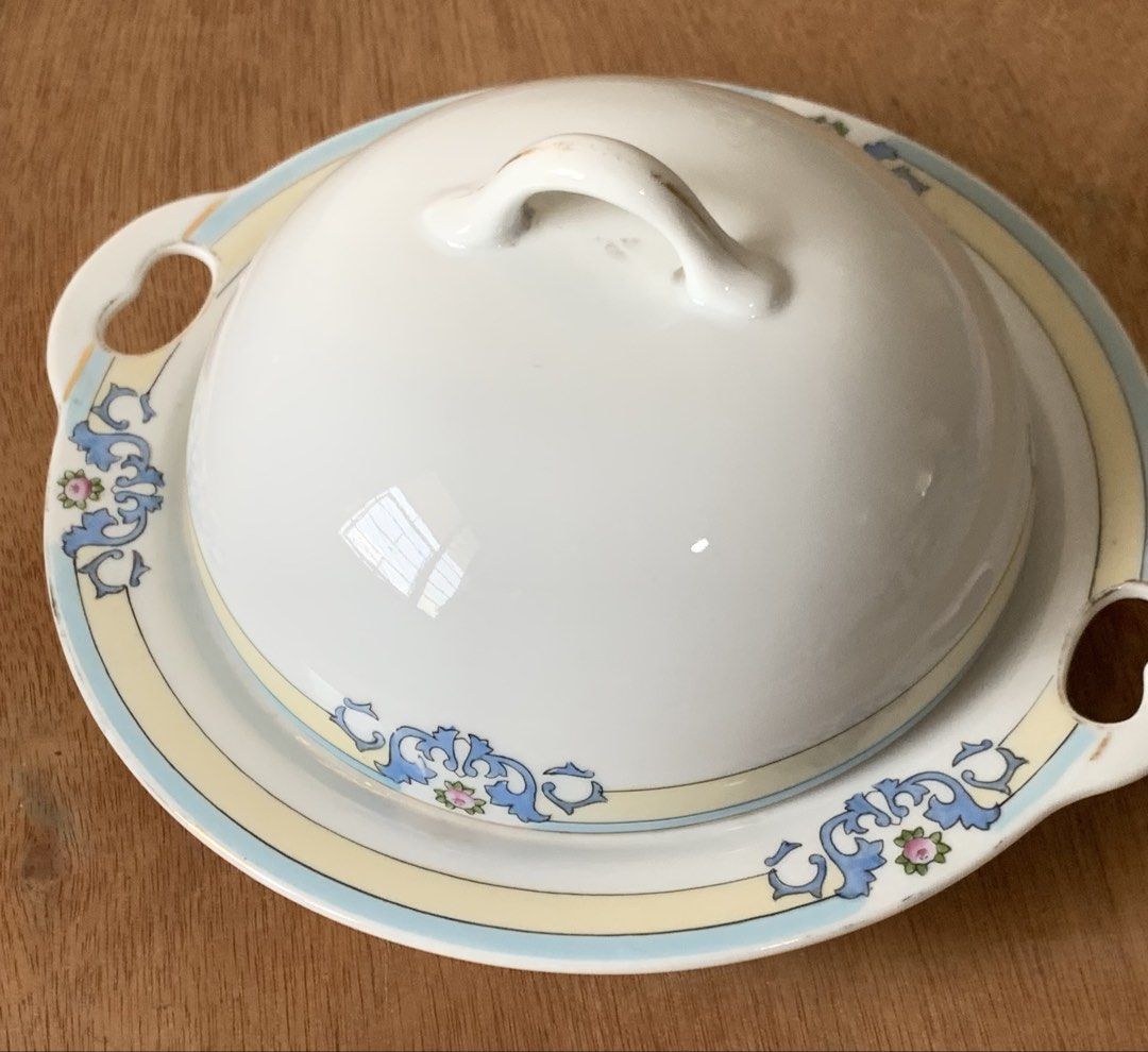 Classy lightweight Serving Set with keep warm (Category: Other Kitchenware & Tableware) located in Quezon City. Submitted by happytoolbox (Listing ID 1458884871, Image 2). Description: .