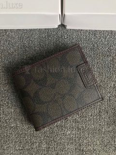 (Category: ) located in . Submitted by fashion.luxe.collection (Listing ID 1458825072, Image 1). Description: .