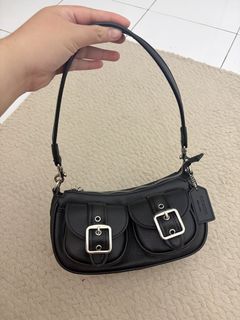 (Category: ) located in . Submitted by preloveddnini (Listing ID 1458789967, Image 1). Description: .