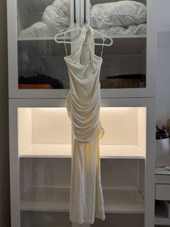 (Category: ) located in . Submitted by destashingmycloset (Listing ID 1458696920, Image 1). Description: .