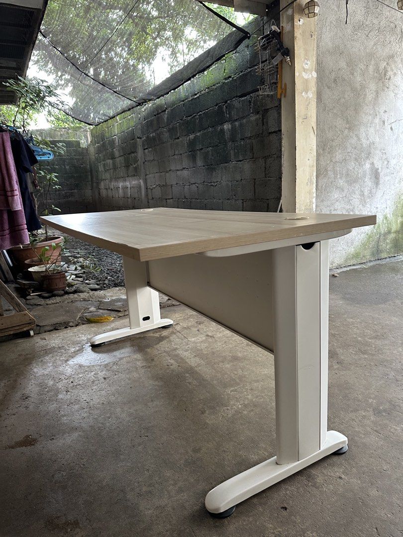 Computer / Office Table (Category: Office Furniture & Fixtures) located in Quezon City. Submitted by jlmadrinan (Listing ID 1458700287, Image 3). Description: Selling my computer/office table, perfect for a home office, WFH setup, study area, gaming setup, or bedroom workspace. ✨ Features: • Spacious tabletop • Suitable for desktop computer, laptop, monitor, keyboard & other office essentials • Sturdy and functional • Great for work-from-home or 