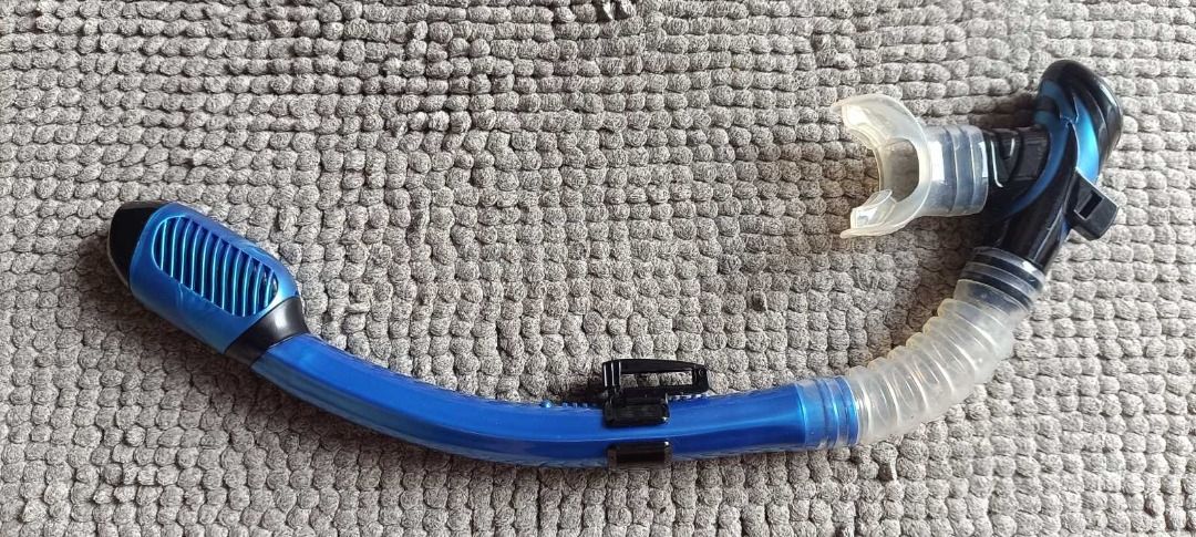 Conquest Snorkel (Category: Water Sports) located in Quezon City. Submitted by harun_res_managing_director (Listing ID 1458712288, Image 2). Description: For Sale Conquest Snorkel Silicon For pic .