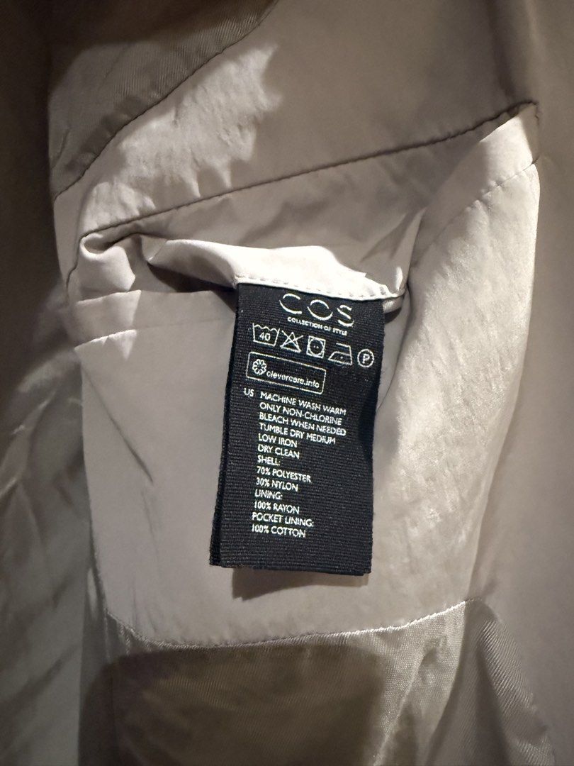COS Padded Blazer Pale Stone Grey US 36R (Category: Coats, Jackets and Outerwear) located in Pasig City. Submitted by fashion_alpha (Listing ID 1458804765, Image 3). Description: Size 36R but can fit Medium Good for winter, spring or autumn.