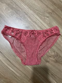(Category: ) located in . Submitted by junkworthkeeping (Listing ID 1458768372, Image 1). Description: .