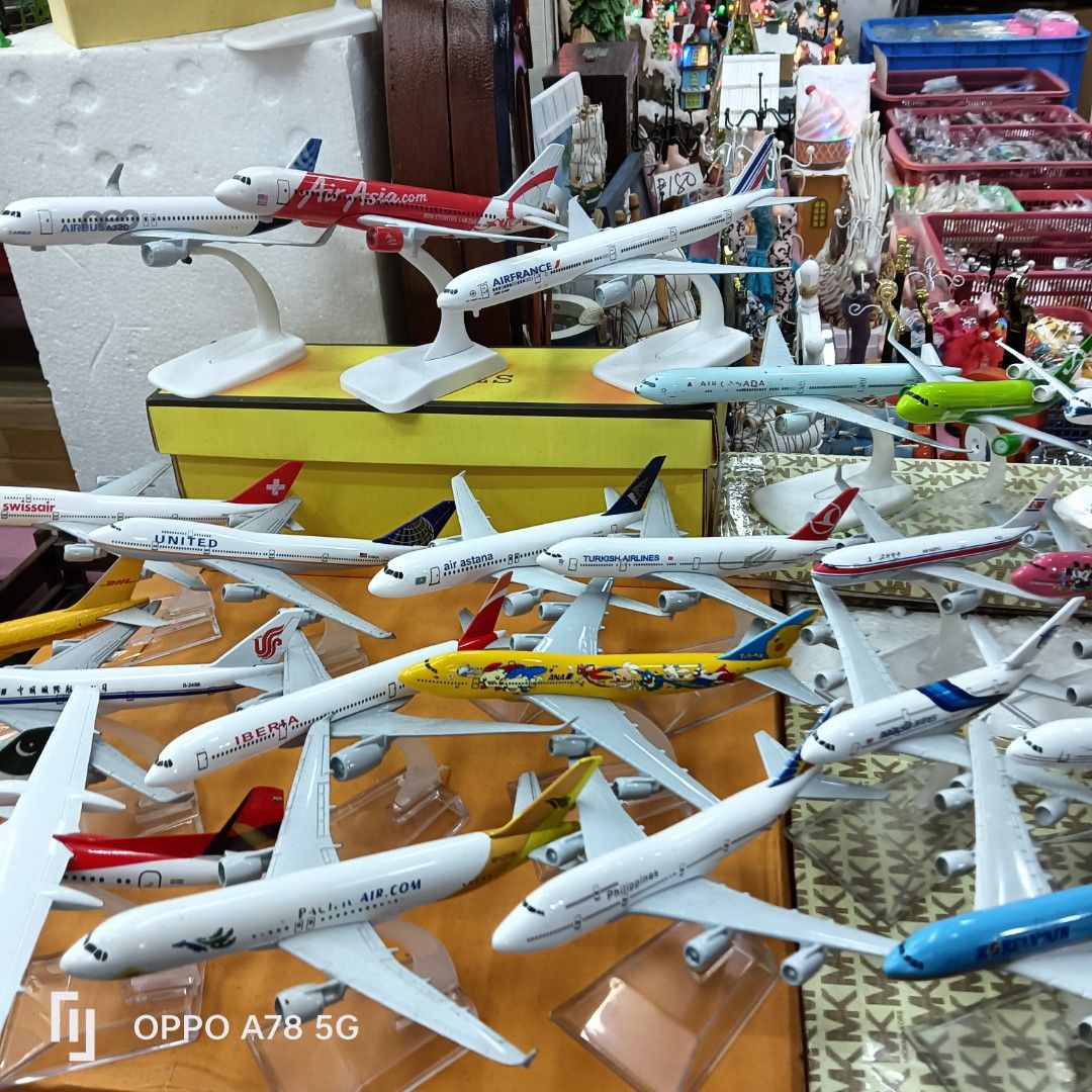 Daicast airplaine (Category: Looking For) located in Manila. Submitted by iliasjen (Listing ID 1458699644, Image 1). Description: .
