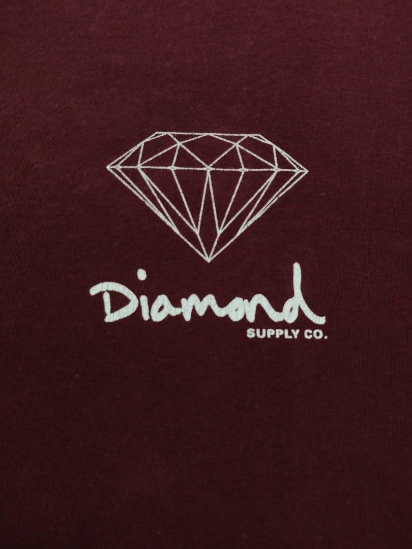 Diamond Supply Shirt (Category: Tshirts & Polo Shirts ) located in Makati City. Submitted by mugen.archive (Listing ID 1458849669, Image 3). Description: Maroon colorway small logo with script on sleeves size Medium issue Hairline cracks Just scroll my wall for my curated items. Follow also my page on Fb. Mugen Archive. Thank you.