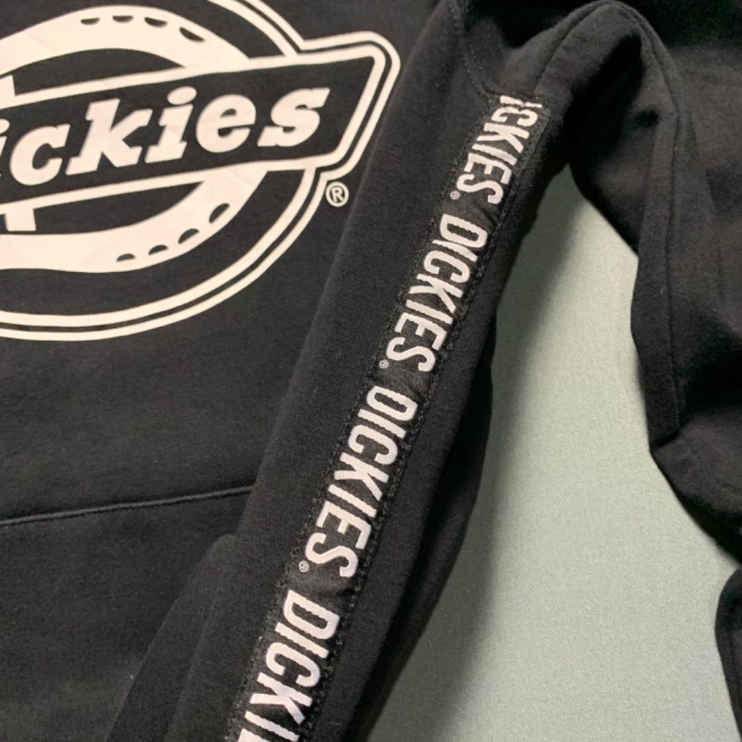 Dickies Circle Logo Pullover Hoodie - Black (Category: Coats, Jackets and Outerwear) located in Echague. Submitted by thrft_gllry (Listing ID 1458821574, Image 3). Description: Dickies Circle Logo Pullover Hoodie - Black Condition: Excellent Dimes(inches): L:25, W:19 Color rate: 10/10 Issue: None.