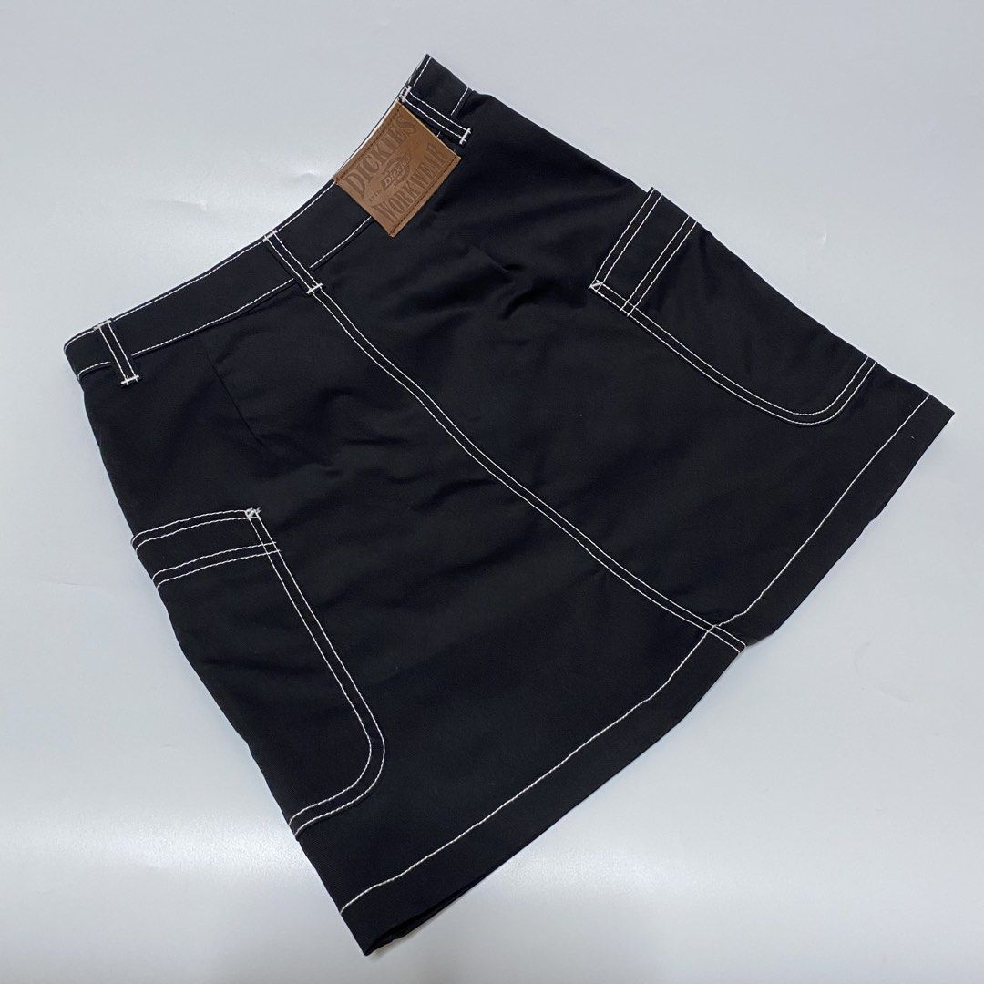 dickies original workwear skirt (Category: Skirts) located in Quezon City. Submitted by hatlocker (Listing ID 1458825213, Image 3). Description: 950 only free shipping size 25 waist line .