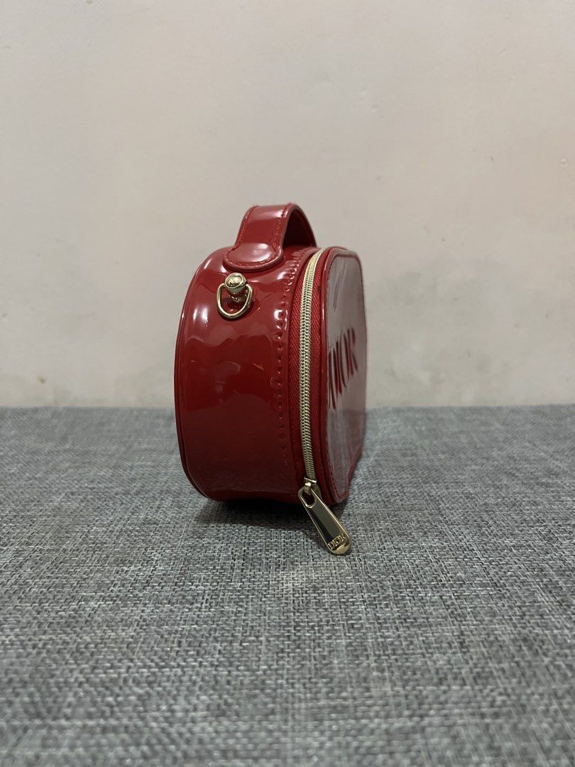 Dior Beauty Red Patent Pouch (Category: Luxury Bags & Wallets) located in Valenzuela. Submitted by cc_c__cc (Listing ID 1458862863, Image 2). Description: Made it a crossbody sling! Free chain 💖.