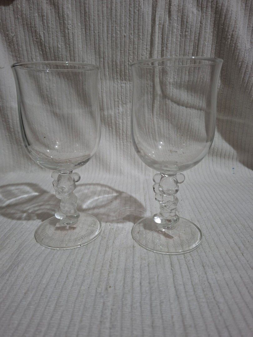 Disney Mickey Mouse Wine Glass (Category: Water Bottles & Tumblers) located in Consolacion. Submitted by luxekerei (Listing ID 1458836346, Image 1). Description: .