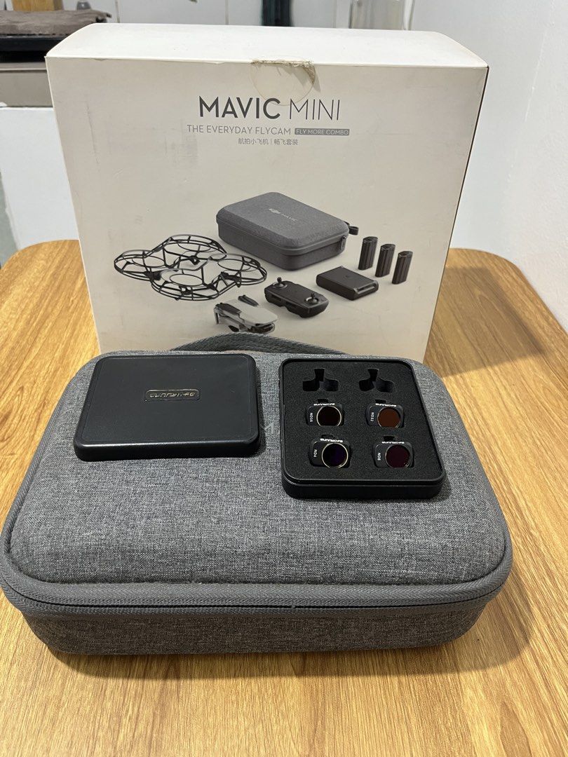 DJI Mavic Mini 1 Fly More Combo (Category: Drones) located in Manila. Submitted by bercasioashley (Listing ID 1458720958, Image 2). Description: Selling DJI Mavic Mini 1 Fly More Combo. Includes: - Drone - Remote - 3 batteries and charging hub - All cables - Propeller guard - 32gb memory card - Original case - box Freebie: Sunnylife ND4, 8, 16, and 32 filter with case Honest issue: medyo malutong na yung inner layer ng carrying case. Can’t see sa
