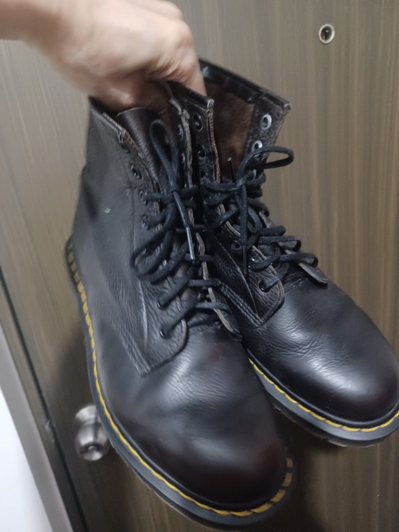 Dr. Martens Black Leather Lace-Up Boots (Category: Boots) located in Mandaluyong City. Submitted by usamenfashionhaul (Listing ID 1458860439, Image 3). Description: great shoes.made in england. lightly used. bought in the usa.very stylish. retail price 16k to 18k pesos.ypu save thousands of pesos.