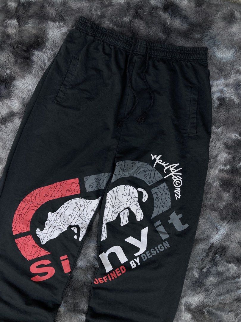 Ecko Unlimited Big - Prints Massive Sweatpants (Category: Joggers) located in Santa Cruz. Submitted by jazt_thrift_22 (Listing ID 1458846841, Image 3). Description: Ecko Unlimited Big - Prints Massive Sweatpants - Length “43 Width “30 - 40 - Good Condition - Color Rate 9.5 / 10 - With Minor Flaws — Missing Tags PHP380 + Shipping Fee ! 📥.