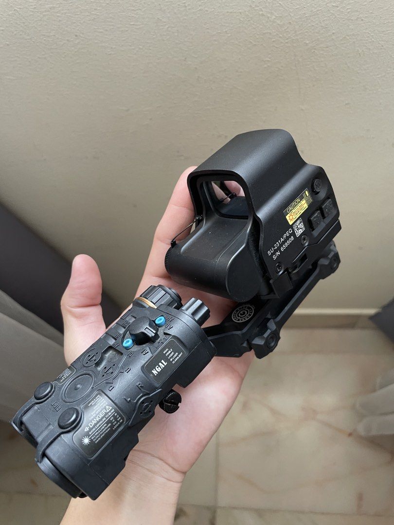EvolutionGear EOTech EXPS (Category: Action & Battle Toys) located in Singapore. Submitted by pouncr (Listing ID 1458757753, Image 2). Description: Evolution Gear EXPS3 (SOCOM marking) +$35 for CNC GBRS Hydra Riser and dummy NGAL free CR123 battery for quick deal.