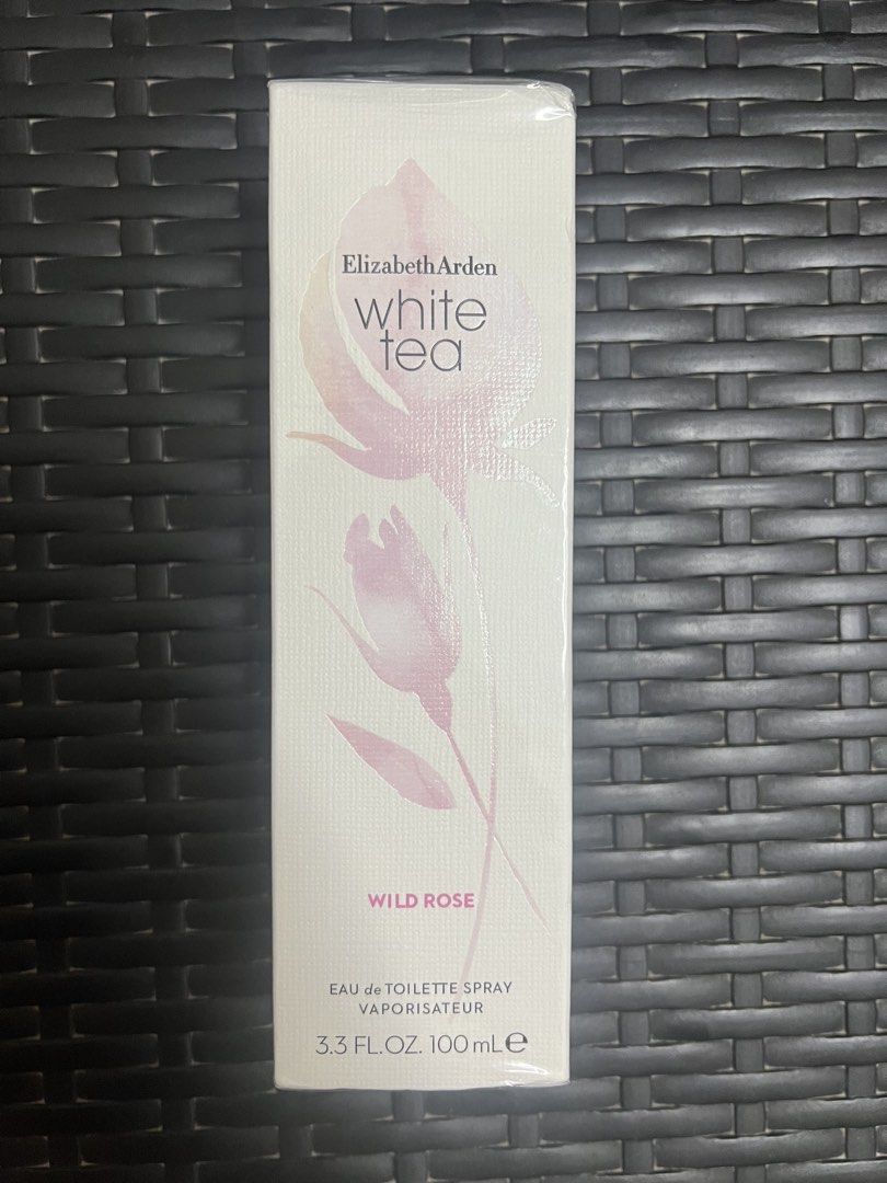 Elizabeth Arden Wild Tea White Rose (Category: Fragrance & Deodorants) located in Makati City. Submitted by Kloset (Listing ID 1458775130, Image 1). Description: Authentic 100 ml.
