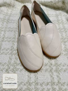 (Category: ) located in . Submitted by curated.sole (Listing ID 1458701887, Image 1). Description: .