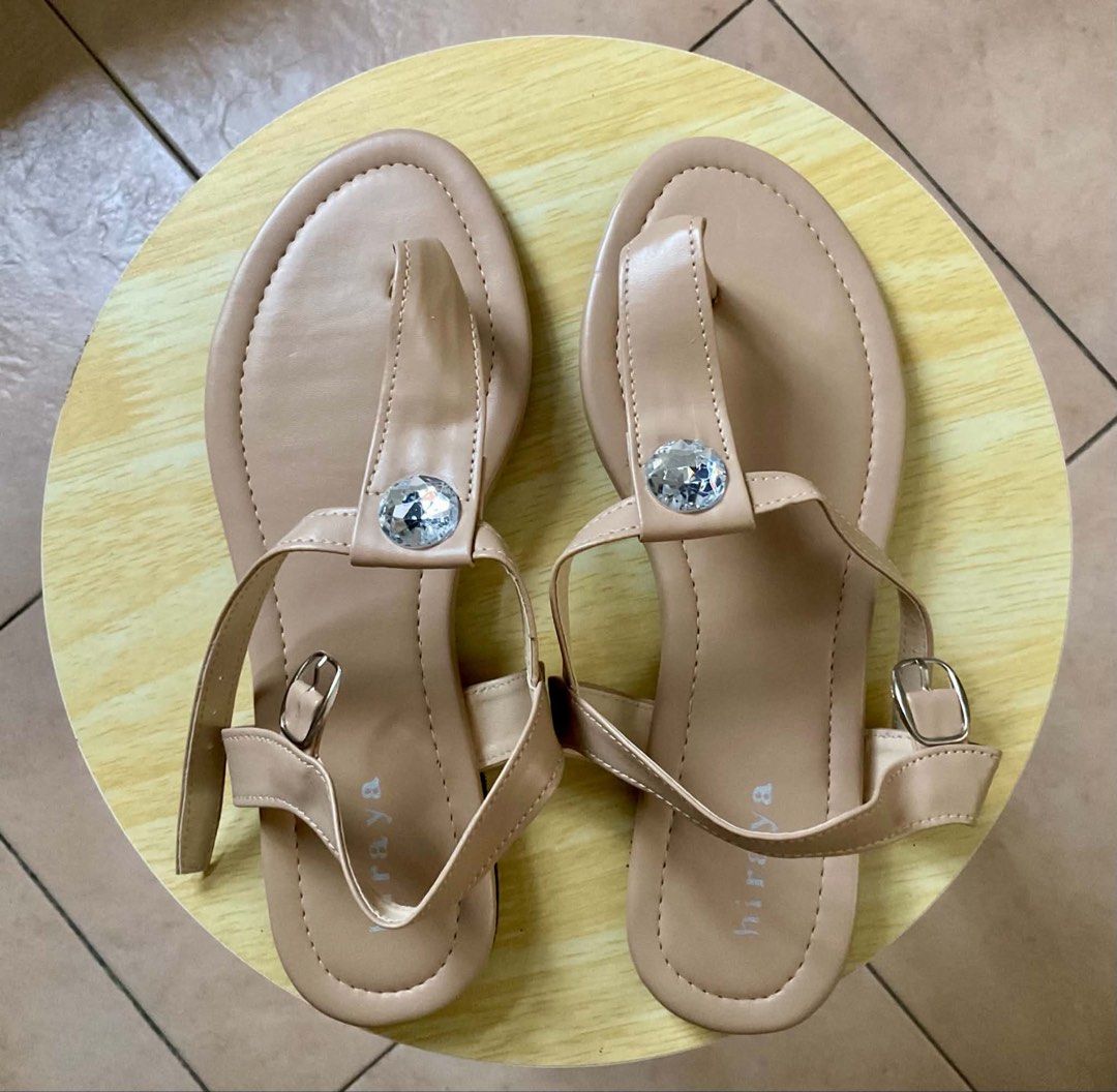 Everyday sandals - flats - locally made (Category: Flats & Sandals) located in Manila. Submitted by prelovedbydani_913 (Listing ID 1458702020, Image 1). Description: PAUBOS SALE Liliw made sandals Hiraya Sandals on IG Materials and available sizes are posted .