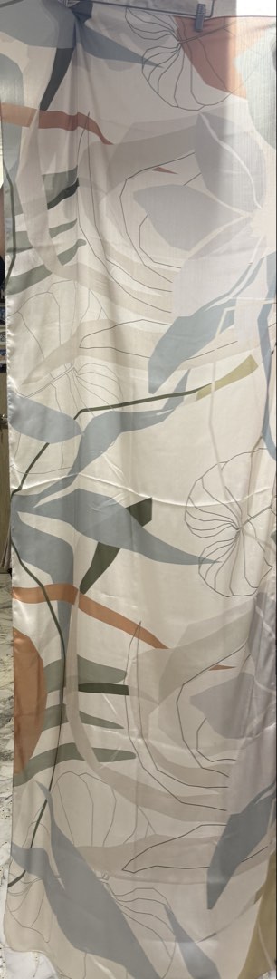 (Category: ) located in . Submitted by shopperholic98 (Listing ID 1458839847, Image 1). Description: .