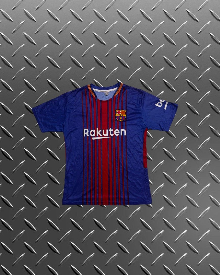 FC Barcelona Messi 10 Jersey 2019-2020 (Category: Tshirts & Polo Shirts ) located in Valenzuela. Submitted by kalyevintage2021 (Listing ID 1458699410, Image 1). Description: - FC Barcelona 2019-2020 Season Kit - Features Lionel Messi #10 on the back - Rakuten sponsor on the front - UNICEF logo present - Ideal for any dedicated FC Barcelona supporter.