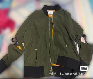 （分類：）位於 。 由 udontseeme 提交（商品編號 1458831037，圖片 1）。簡介： 。
