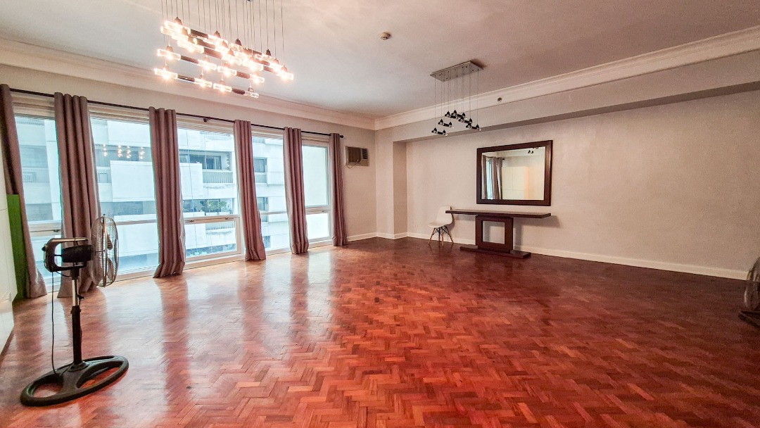 (Category: ) located in . Submitted by james.seva.landlord.realty (Listing ID 1458767453, Image 1). Description: .