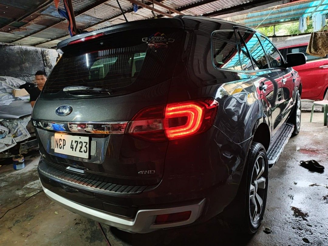 Ford Everest (Category: Used Cars) located in Mandaluyong City. Submitted by joseph052192 (Listing ID 1458742733, Image 2). Description: Ford everest 2017 4x4 3.2 Automatic Cold ac No issue Complete papers Call 09776216143.