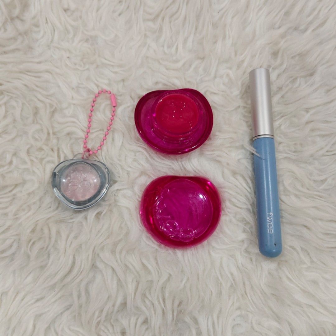 FWEE SET Korean Lip & Cheek Jelly Pop (Category: Makeup) located in Pasig City. Submitted by vyouthiful.shop (Listing ID 1458754731, Image 1). Description: SET FWEE • Fwee Jelly Pop • Fwee Lip & Check Glowy Jelly Pop (JM02).