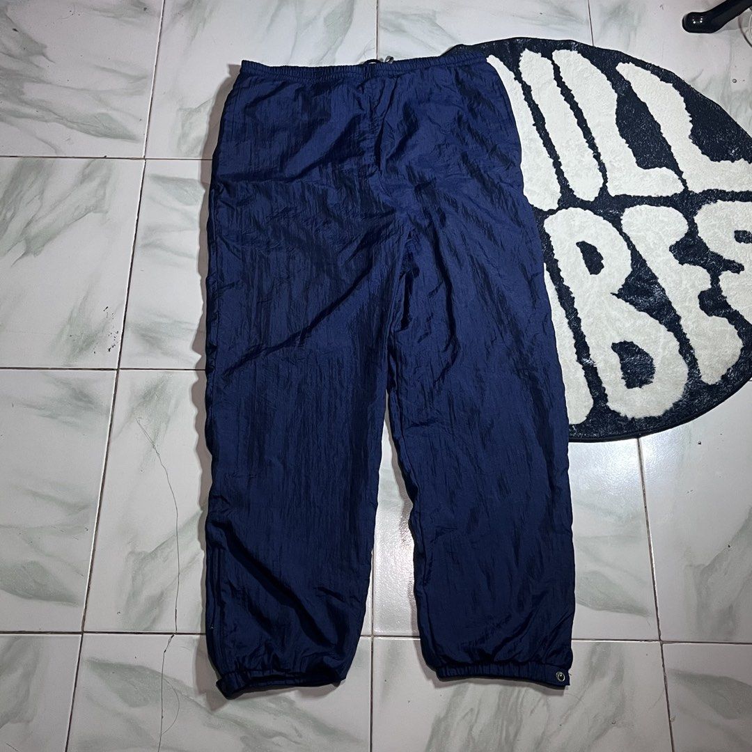 Givenchy track pants (Category: Activewear) located in Naga. Submitted by noheadguy (Listing ID 1458839472, Image 1). Description: Givenchy track pants Good condition Color rate:9.5/10 No pin holes Price negotiable 📍Camarines Sur, Naga City 📩📩📩📩.