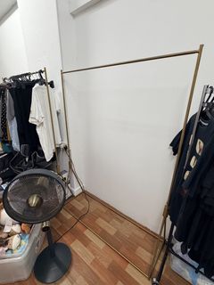 (Category: ) located in . Submitted by thriftthrills_sg (Listing ID 1458734480, Image 1). Description: .
