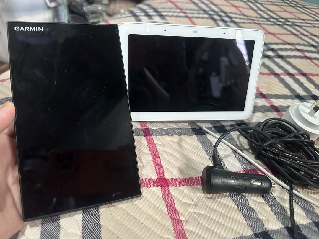 Google nest and Garmin smart drive gps (Category: Other Gadgets) located in Angeles City. Submitted by goodbuysathome (Listing ID 1458732578, Image 2). Description: Google nest hub dkopo mconnect working xa Garmin wlang power Bought on Australian auction d mn ngamit wlang mgaling n technician po s lugar nmin Selling bundle as is bawas kalat Add af 75 Gcash paymet.