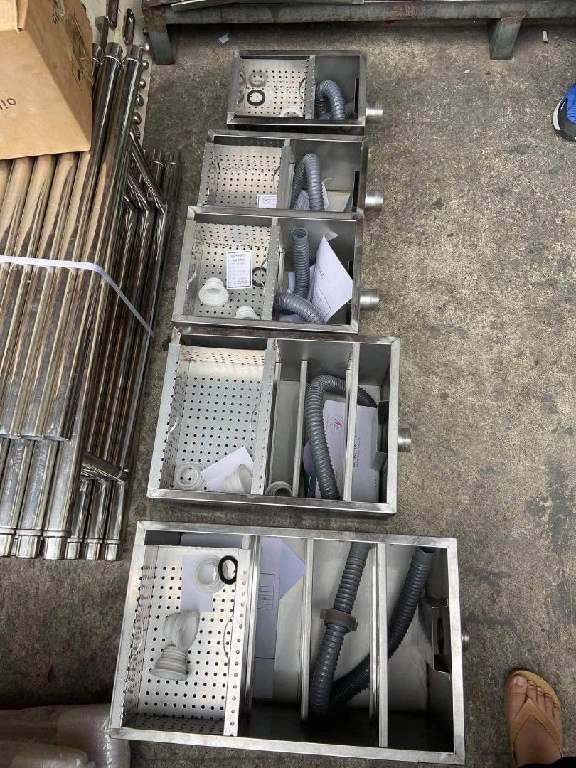 Grease trap TOP INLET (Category: Cleaning Tools & Supplies) located in Manila. Submitted by brightstar.b55721 (Listing ID 1458742551, Image 3). Description: STAINLESS STEEL GREASE TRAP TOP INLET •3gpm •5gpm •7gpm •10gpm •15gpm.