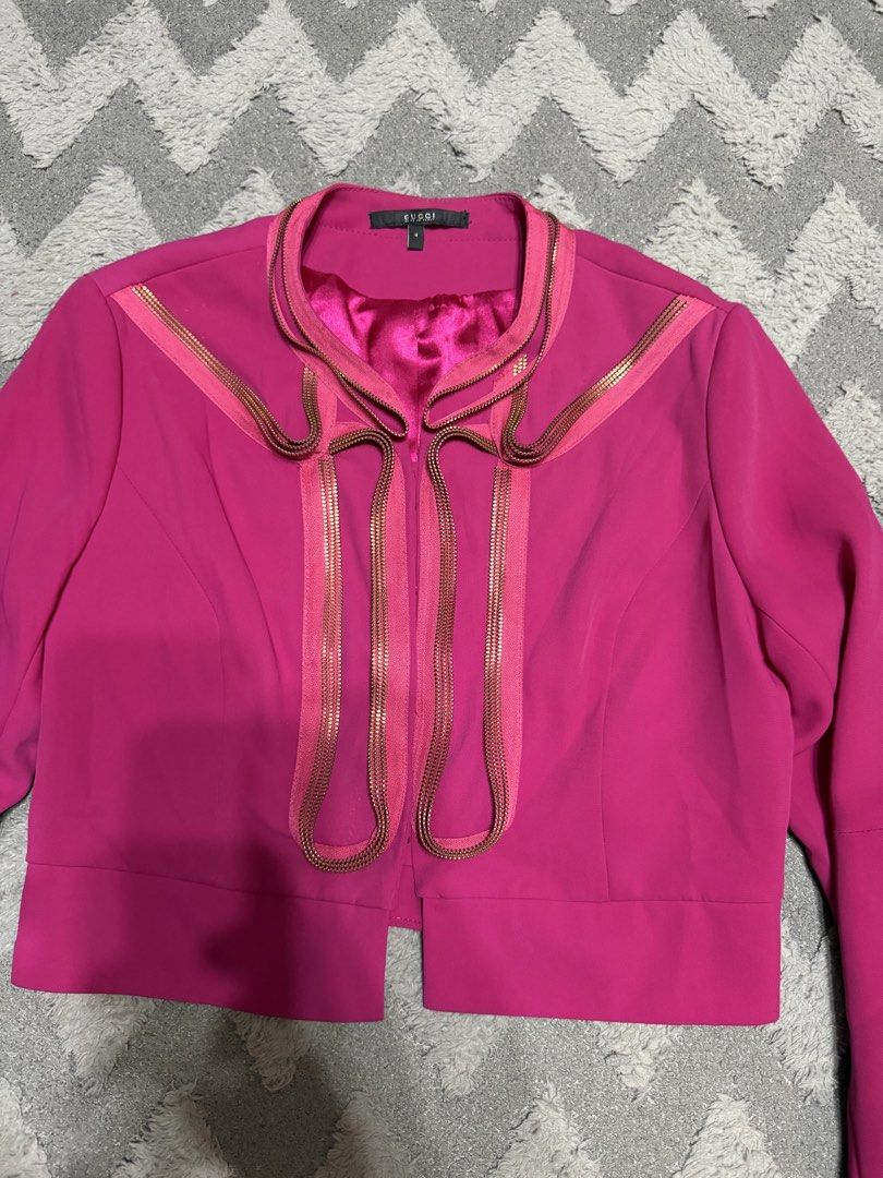 Gucci - Vibrant Fuchsia Pink Cropped Jacket (Category: Coats, Jackets and Outerwear) located in Cavite. Submitted by commoncourtesy (Listing ID 1458857121, Image 2). Description: Cut washtag Size 4 fits small to medium.