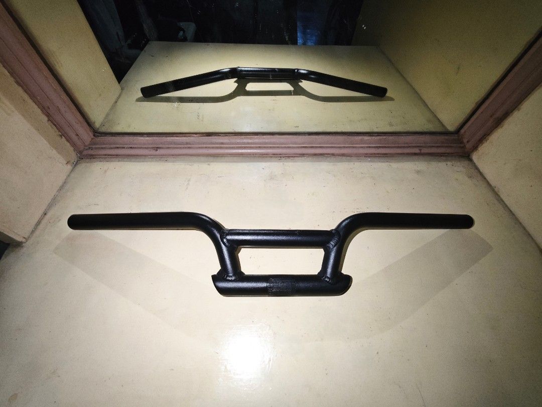 Handlebar bar for mini velo bike (Category: Bicycles) located in Las Pinas. Submitted by kimflipp (Listing ID 1458784330, Image 2). Description: Infiza handlebar aluminum alloy clamping oversized 31.8 good for bikes 20' mini velos or fixies gcash, lalamove meet up: las piñas city.