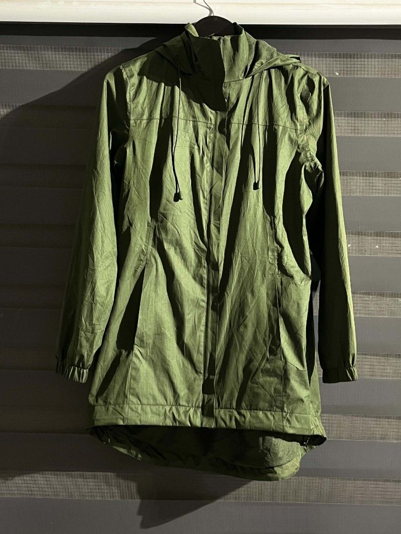hardshell rain jacket , Outdoor Jacket (Category: Coats, Jackets and Outerwear) located in Manila. Submitted by zenwind_3cdc42 (Listing ID 1458756343, Image 1). Description: No issue Outdoor jacket •Medium to Large fittings •Authentic •Add Shipping via J&T •Dm for more details Gcash payment 09463202690.