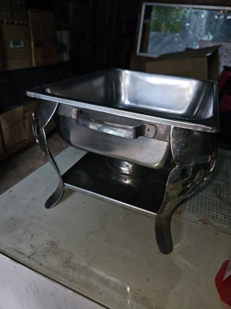 Heavy-Duty Rectangular Chafing Dish (Category: Cookers) located in Manila. Submitted by joeyduffen (Listing ID 1458756481, Image 3). Description: Heavy-Duty Rectangular Chafing Dish | ₱3,000 EACH 3 pcs available Selling a barely used, heavy-duty rectangular chafing dish in excellent condition. • Approx. 10 × 12 inches • Comes with 3-inch and 4-inch deep trays • Good for around 50 servings • Complete set with stand + fuel/candle holder • Thick and