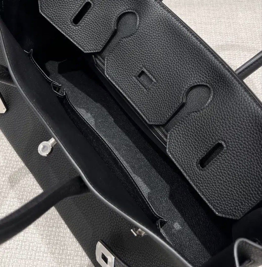 Hermes shoulder birkin bag 29cm (Category: Luxury Bags & Wallets) located in Paranaque City. Submitted by kgmgiftedph20 (Listing ID 1456387737, Image 3). Description: Payment first policy No return no exchange Choose your color well para no balikan na kasi supplier onhand to. Available in royal blue also.