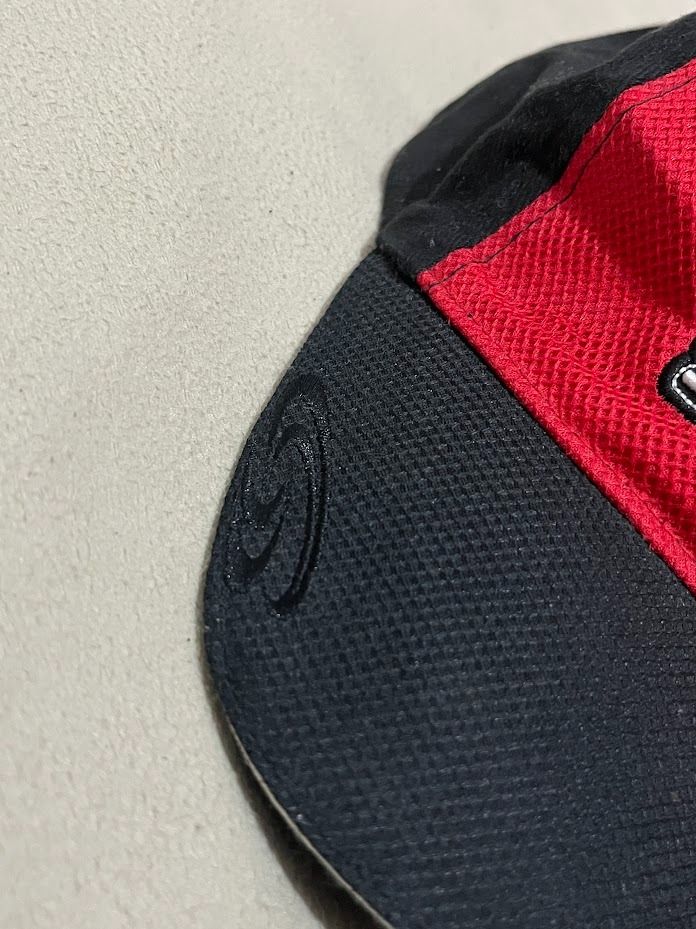 Honda Racing Cap Fast Eddie Gear (Category: Caps & Hats) located in San Pedro. Submitted by hael_ (Listing ID 1458770071, Image 3). Description: -need reshape -have damage in front.