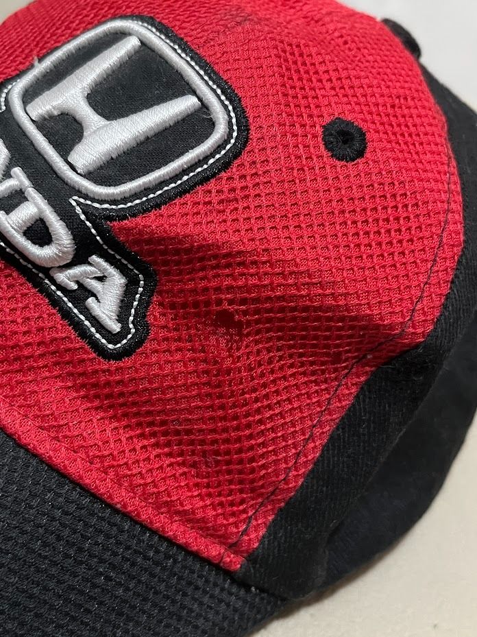 Honda Racing Cap Fast Eddie Gear (Category: Caps & Hats) located in San Pedro. Submitted by hael_ (Listing ID 1458770071, Image 2). Description: -need reshape -have damage in front.