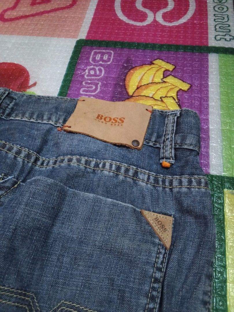 Hugo boss (Category: Jeans) located in Manila. Submitted by tcbukay_zxc25 (Listing ID 1458802676, Image 3). Description: hugo boss pants size 36 length 40 leg opening 8.