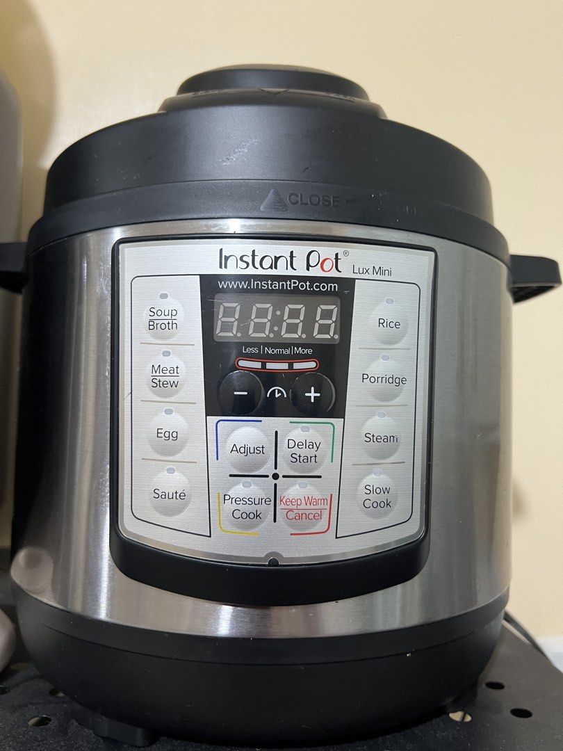 Instant Pot Lux Mini 6-in-1 Multi-Cooker (Category: Cookers) located in Manila. Submitted by chiiiiing2 (Listing ID 1458813324, Image 1). Description: Isang beses nagamit, galing pa sa US, 110.