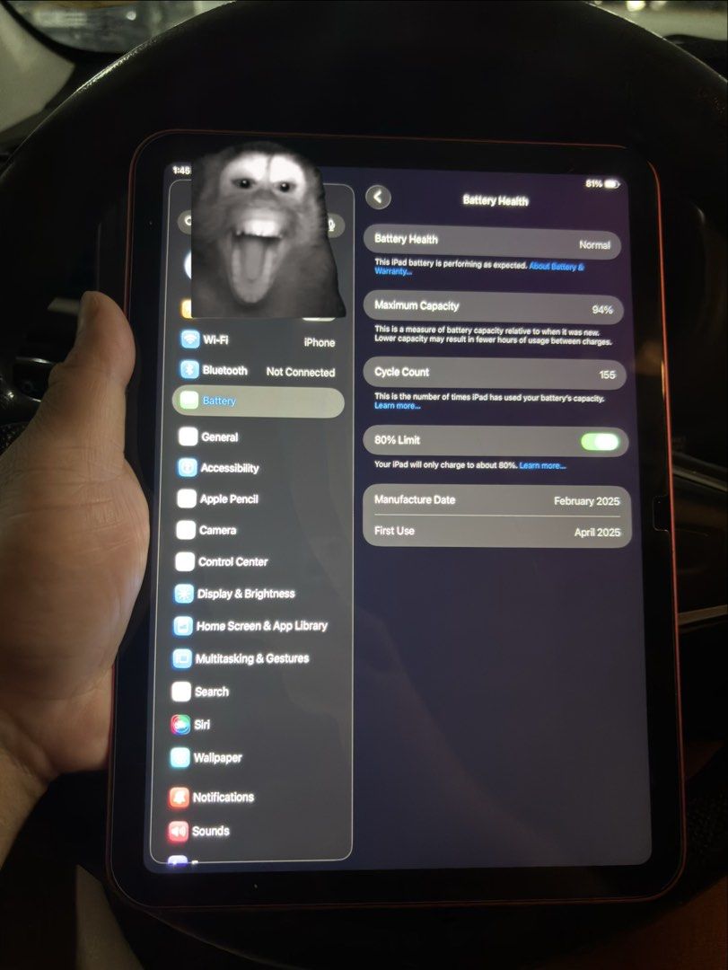Ipad a16 11th gen 256gb (Category: iPad) located in Antipolo. Submitted by zilsie (Listing ID 1458735550, Image 2). Description: Ipad a16 11th gen 256gb Inclusion Goojodoq keyboard pink (php 2800) Goojodoq Pencil (php 700) Box RFS: mag pro model Selling for 30k message me for offers strictly meet up only within Antipolo city or nearby area.