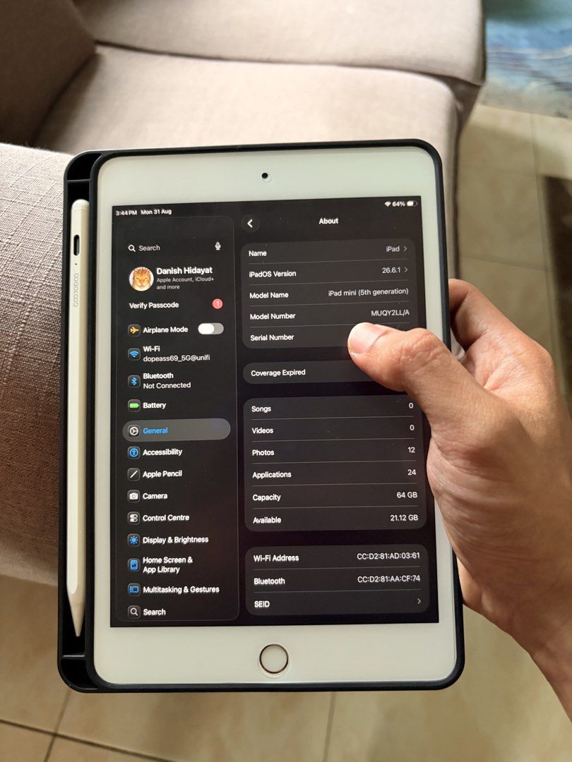 ipad mini 5 (Category: iPad) located in Klang. Submitted by hidayat04.dh (Listing ID 1458756385, Image 3). Description: - iPad Mini 5 (5th generation) - Rose Gold color - Supports Apple Pencil - Latest iPadOS installed - Compact and portable design - Comes with the case and goojodoq pencil.