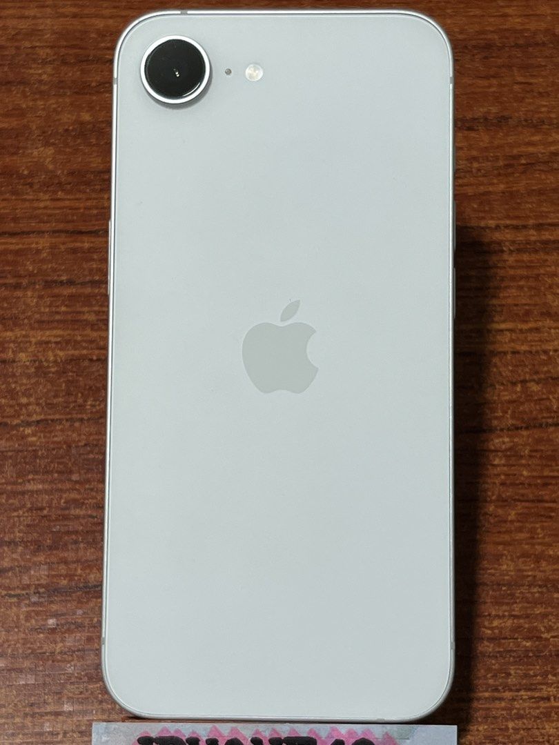 Iphone 16e 256gb (Category: iPhone 16 Series) located in Marikina City. Submitted by christine_joy_cabida (Listing ID 1458762399, Image 1). Description: Model: iPhone 16e - Storage: 256GB - Color: White - Condition: Excellent, as shown in images - Battery Health: 100% Maximum Capacity - factory unlock/ntc - w/ charger only.