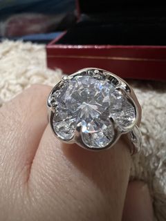 (Category: ) located in . Submitted by luckyjewels (Listing ID 1458693510, Image 1). Description: .