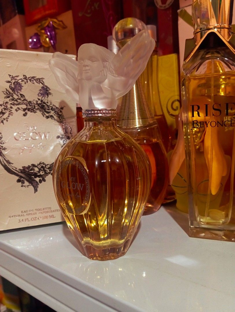 Jennifer Lopez My Glow Perfume RARE (Category: Fragrance & Deodorants) located in Cavite. Submitted by aether-elementph_11 (Listing ID 1458772050, Image 3). Description: Discontinued/ Rare Perfume From Jennifer Lopez MY GLOW 100ML EDP SMELLS HEAVENLY AND DIVINE RARE /HARD TO FIND FRESH FROM ITALY 🇮🇹.