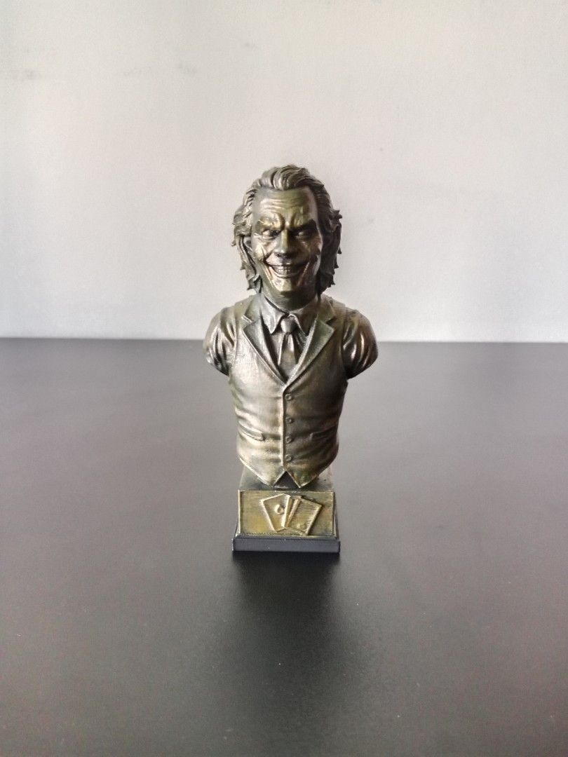 Joker - Batman Bust 3D print (Category: Figurines & Statues) located in Davao. Submitted by suxrox (Listing ID 1458854361, Image 1). Description: Joker Bust 3D print P650 sf shoulder by the buyer.