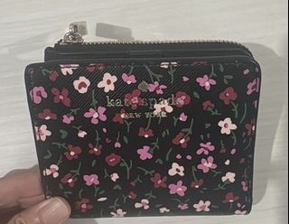 （分類：）位於 。 由 puinmka 提交（商品編號 1458787782，圖片 1）。簡介： 。