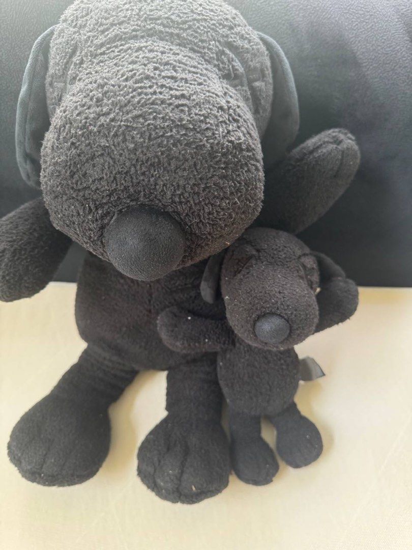 KAWS x PEANUTS Snoopy Uniqlo Plush (Category: Plushies & Soft Toys) located in Davao. Submitted by starsells01 (Listing ID 1458875388, Image 3). Description: ₱1,000 for BOTH Price nego (especially if payo) 📍MINDANAO LOC.
