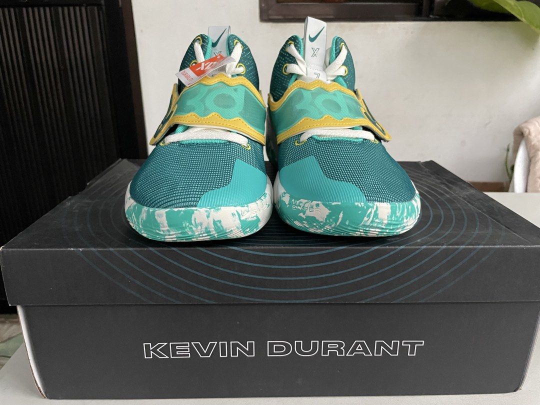 KD Trey 5 X (Category: Sneakers) located in Rodriguez. Submitted by matchacash (Listing ID 1458699529, Image 3). Description: For Sale only Nike KD Trey 5 X Size 10.5 Brandnew with tags box and paper Price: 1499 Location: Rodriguez Rizal.